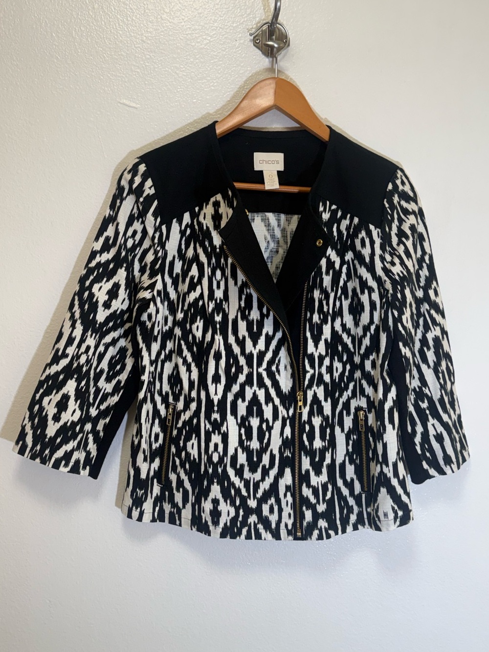Chico's - Black & White Patterned Zip-Front Moto Jacket - size 0 (US size S/4)